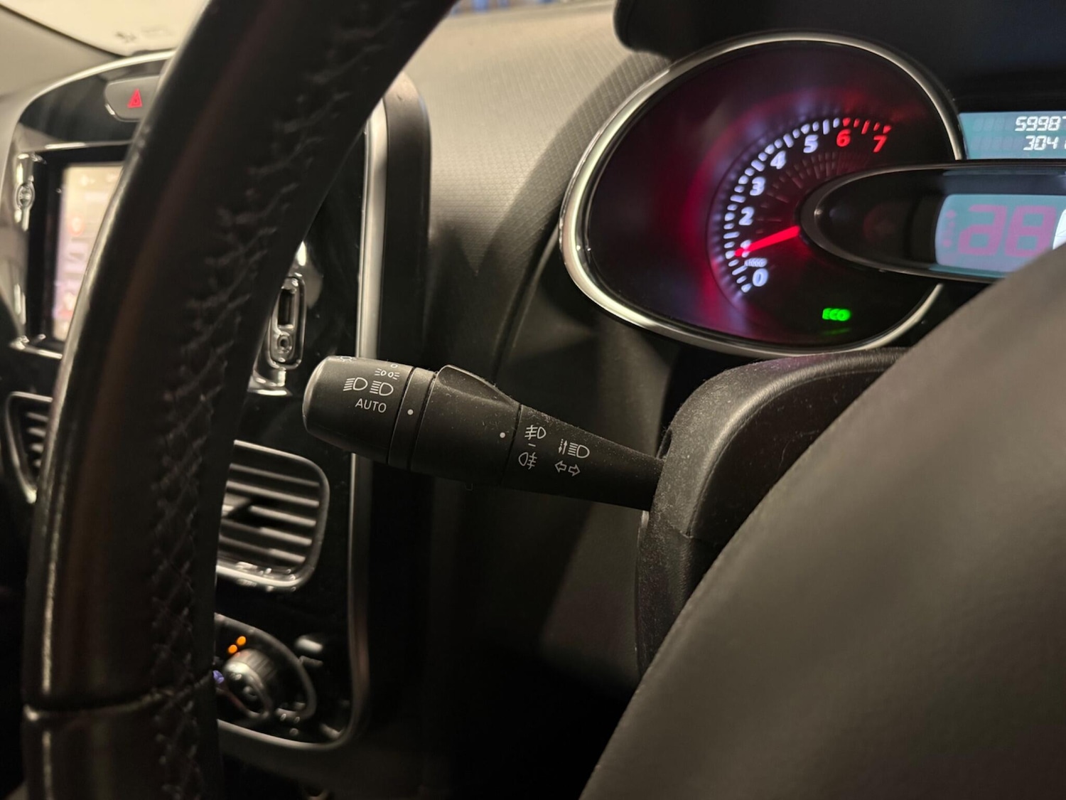 Used Renault Clio 2017 for sale - 77230074: Photo 36