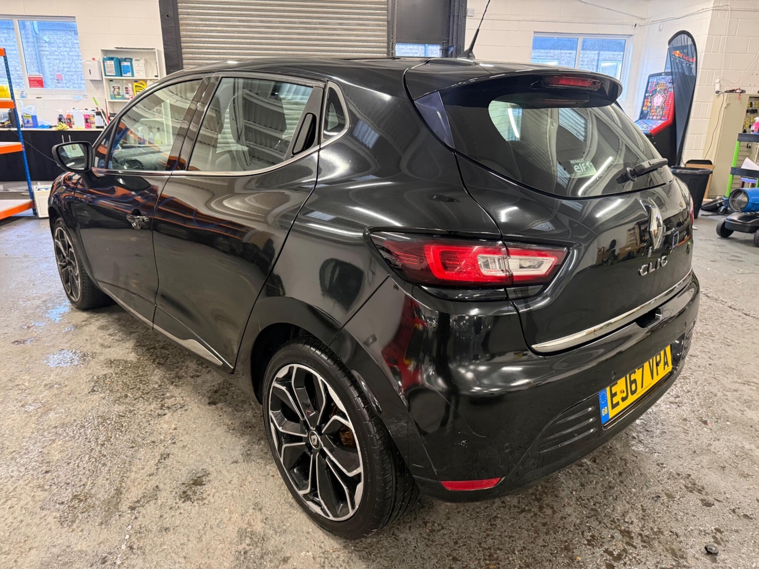 Used Renault Clio 2017 for sale - 77230074: Photo 4