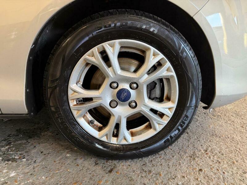 Used Ford B-MAX 2014 for sale - 76657940: Photo 9