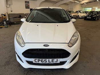 Used Ford Fiesta 2015 for sale - 78335127: Photo