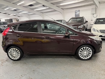 Used Ford Fiesta 2009 for sale - 76484836: Photo