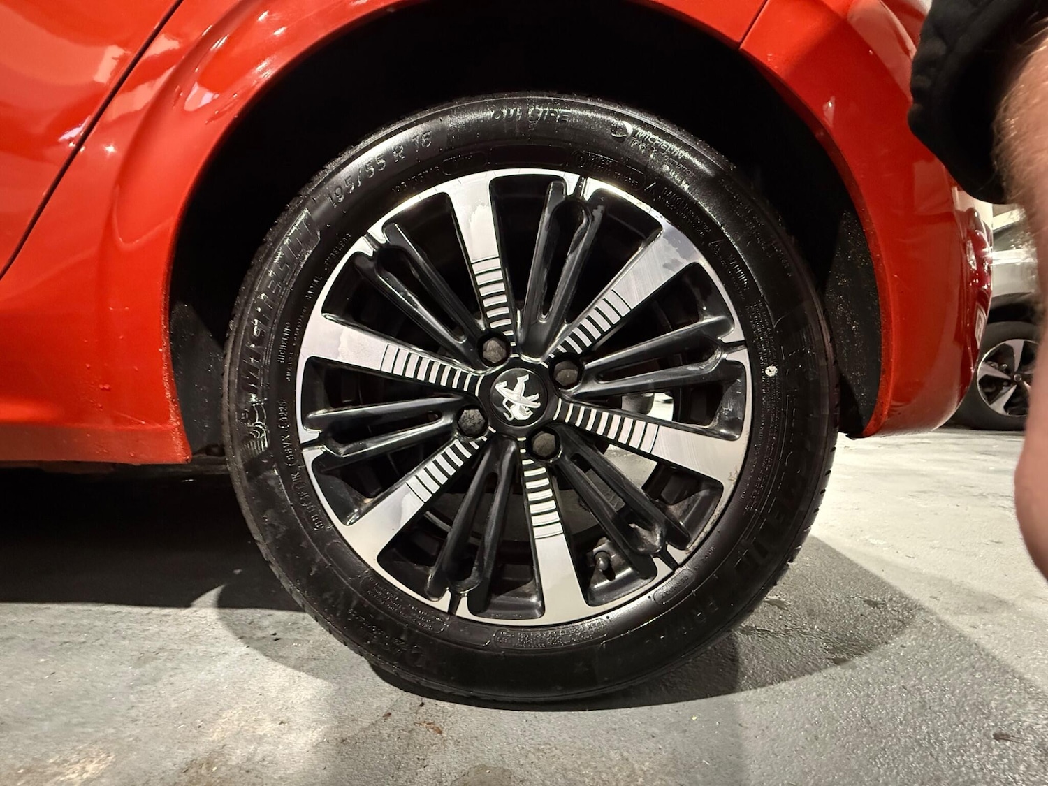 Used Peugeot 208 2017 for sale - 77396184: Photo 23