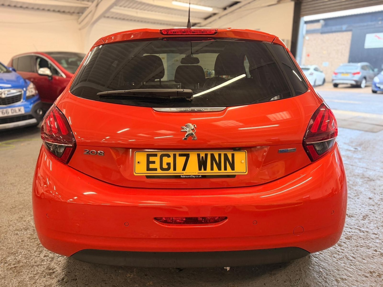 Used Peugeot 208 2017 for sale - 77396184: Photo 6