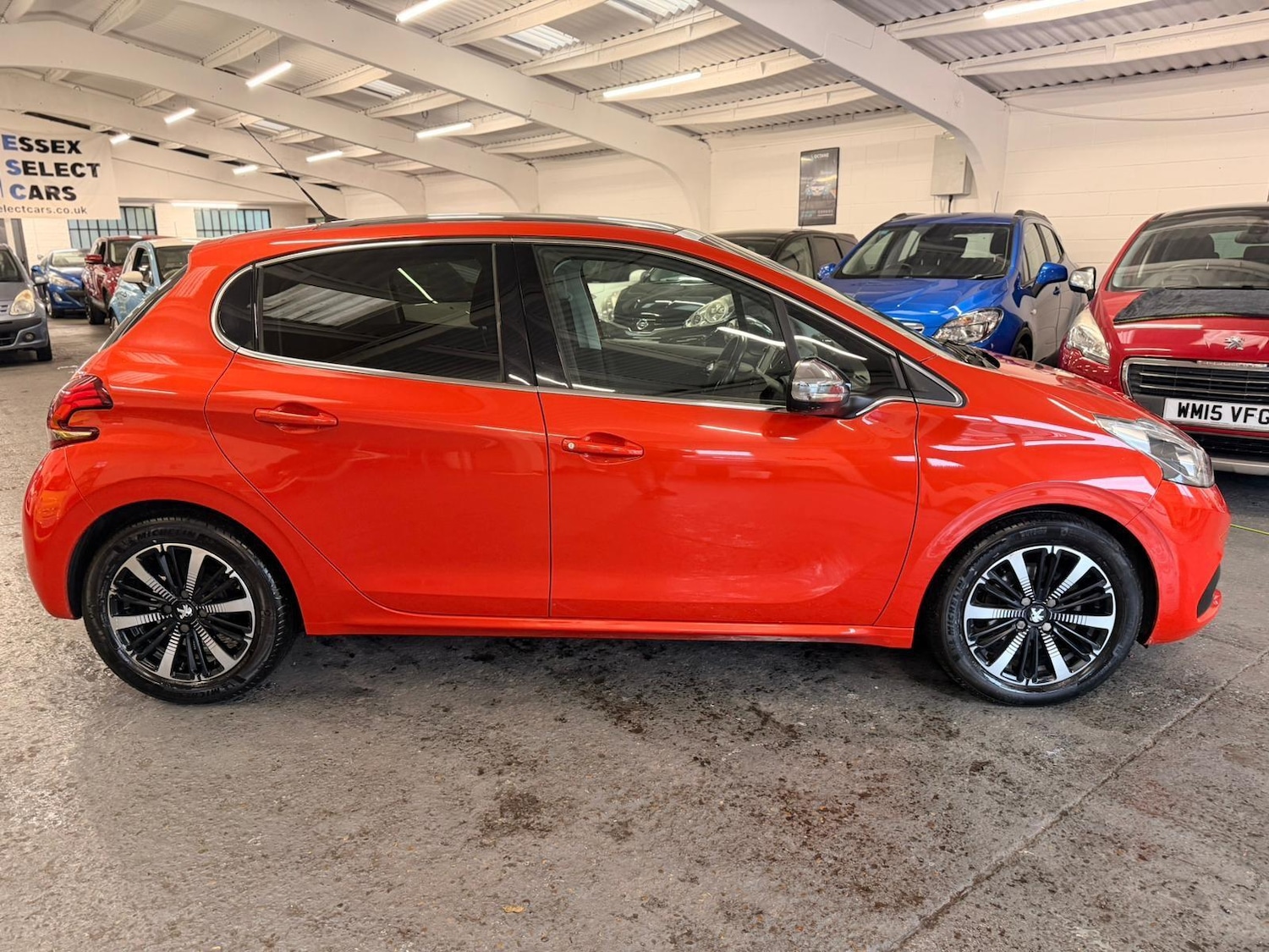 Used Peugeot 208 2017 for sale - 77396184: Photo 7
