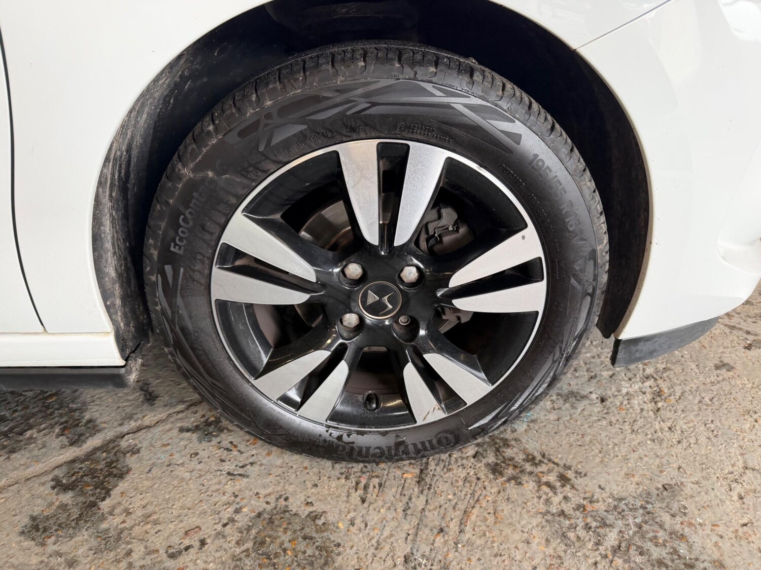 Used DS Automobiles DS 3 2017 for sale - 77550368: Photo 16