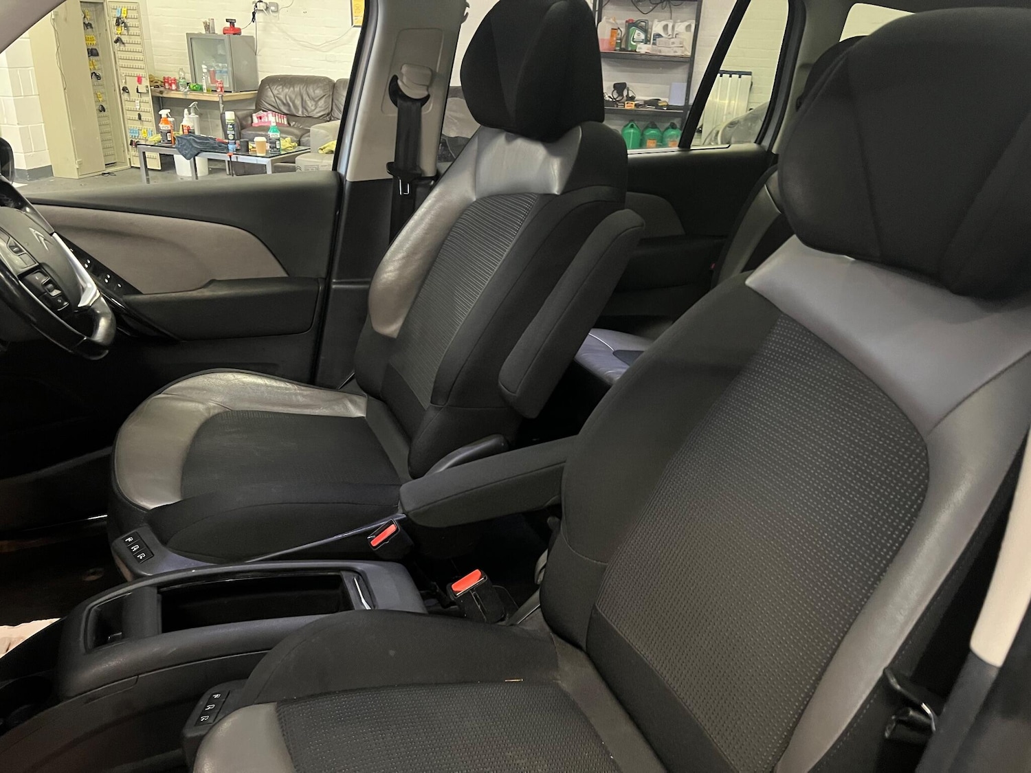 Used Citroen C4 Grand Picasso 2015 for sale - 76657503: Photo 35