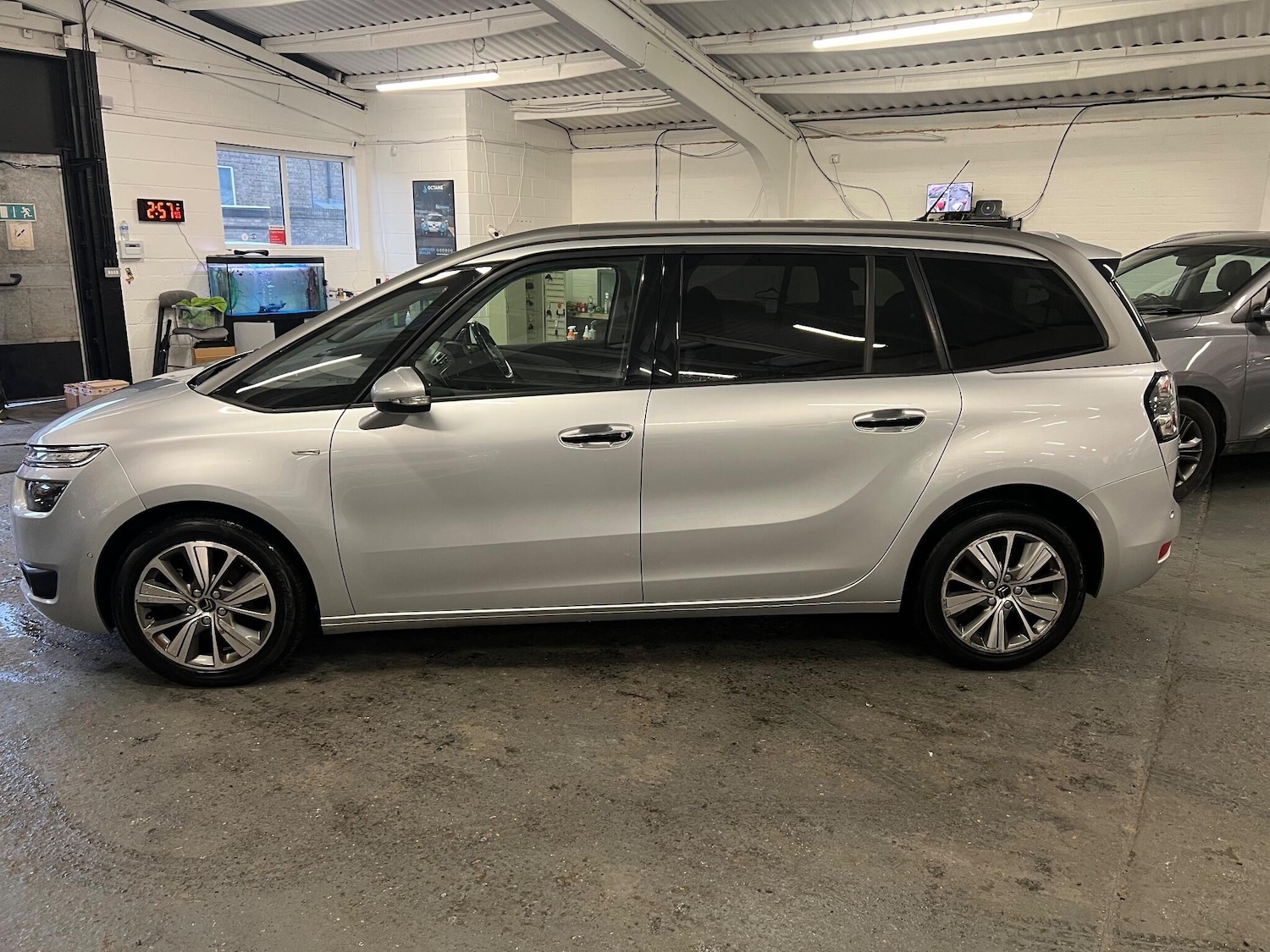 Used Citroen C4 Grand Picasso 2015 for sale - 76657503: Photo 5