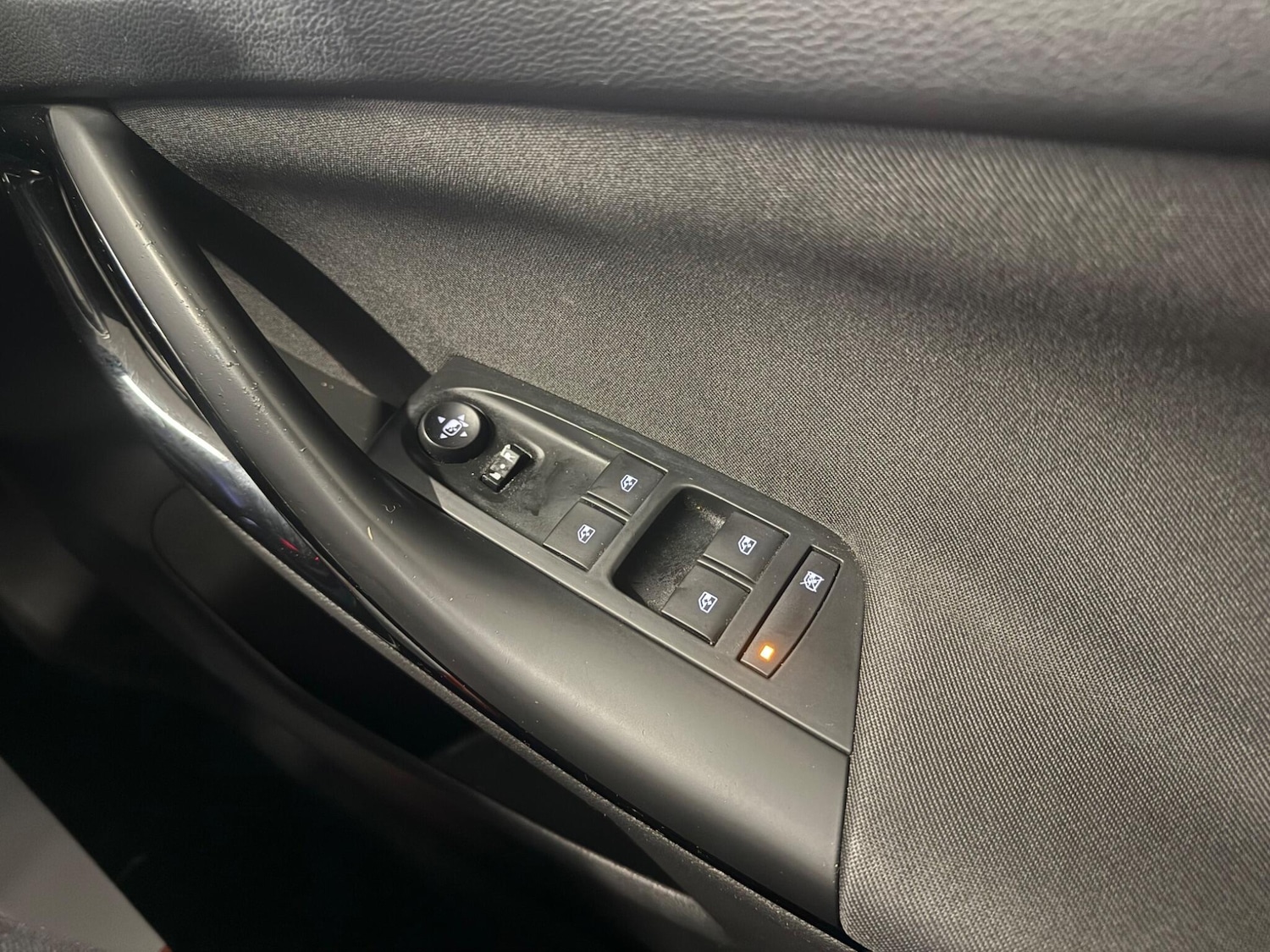 Used Vauxhall Astra 2017 for sale - 76800857: Photo 29