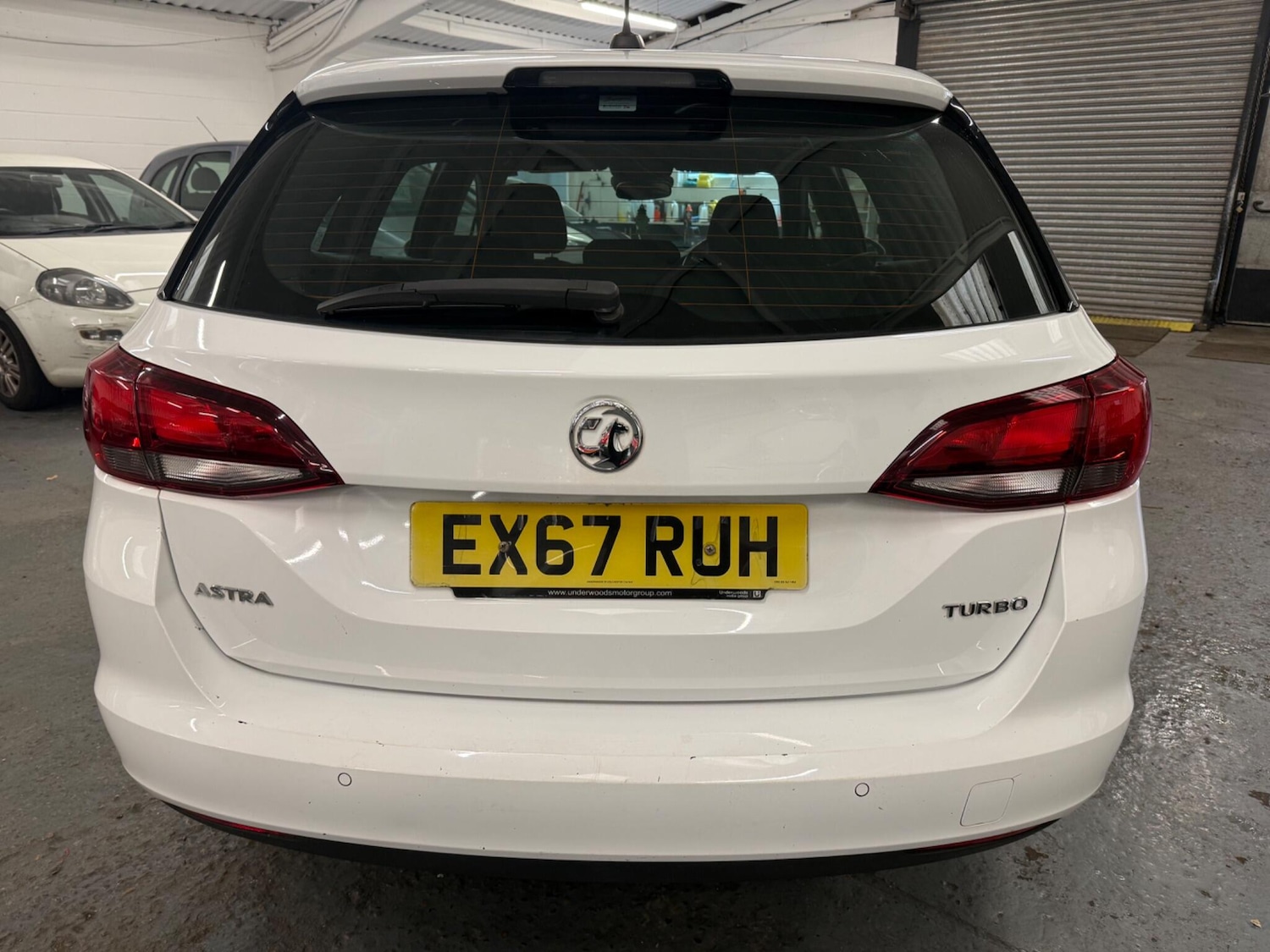 Used Vauxhall Astra 2017 for sale - 76800857: Photo 6