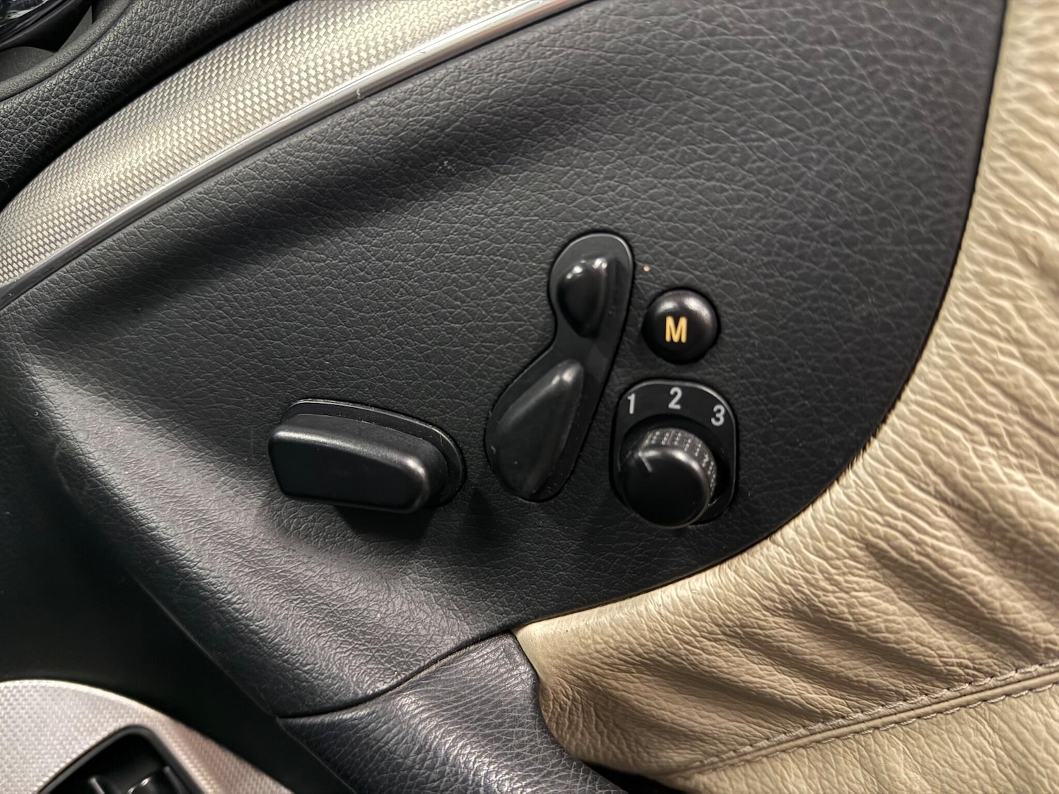 Used Mercedes-Benz CLK 2009 for sale - 77091594: Photo 20