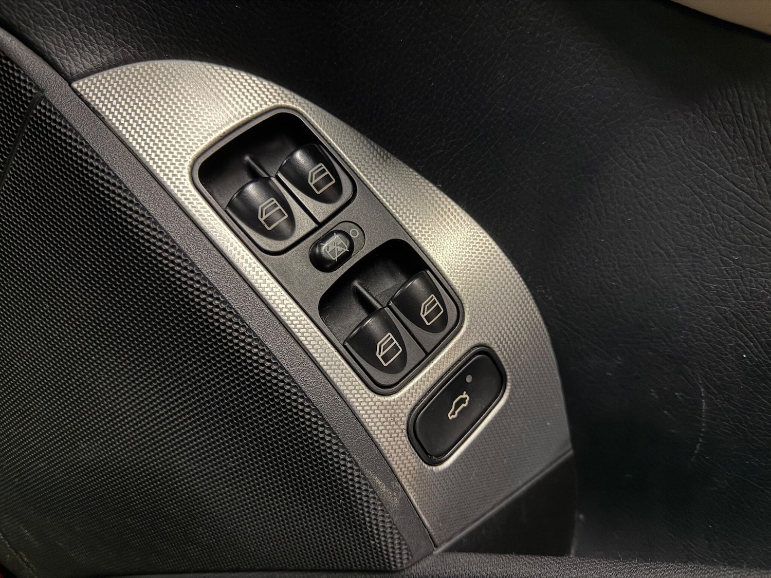 Used Mercedes-Benz CLK 2009 for sale - 77091594: Photo 32