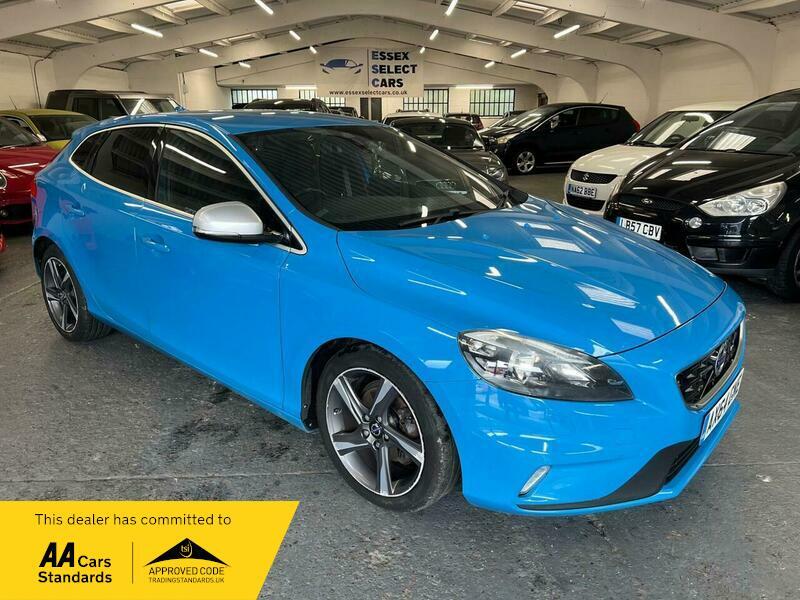 Used Volvo V40 2015 for sale - 76239443: Photo 1