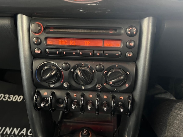 Used MINI Convertible 2008 for sale - 75609592: Photo 23