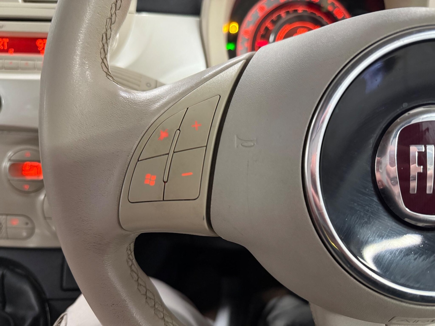 Used Fiat 500 2009 for sale - 76952555: Photo 17