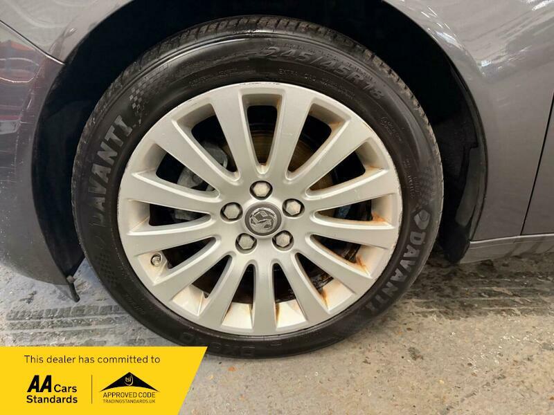 Used Vauxhall Insignia 2010 for sale - 77882281: Photo 24