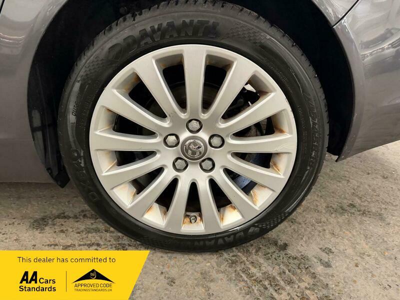 Used Vauxhall Insignia 2010 for sale - 77882281: Photo 25