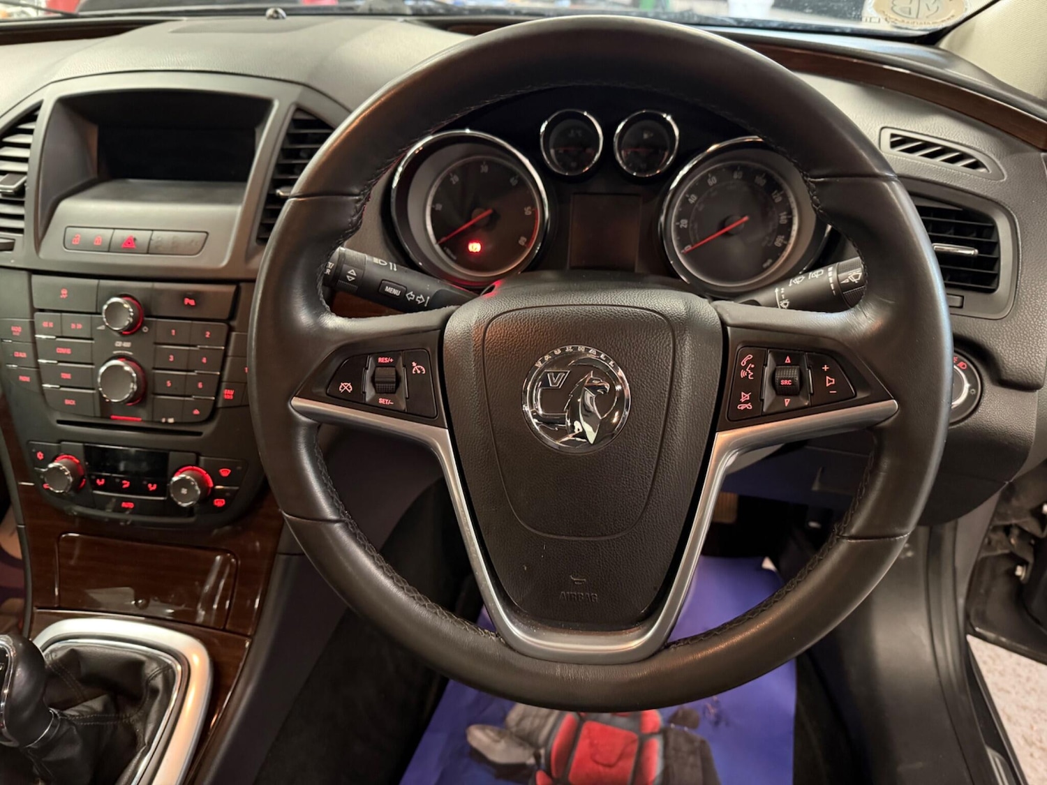 Used Vauxhall Insignia 2010 for sale - 77882281: Photo 32