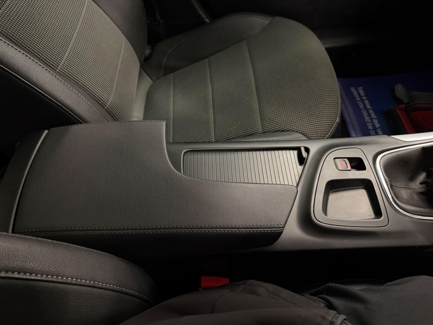 Used Vauxhall Insignia 2010 for sale - 77882281: Photo 9