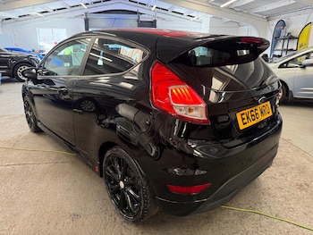 Used Ford Fiesta 2016 for sale - 79145150: Photo