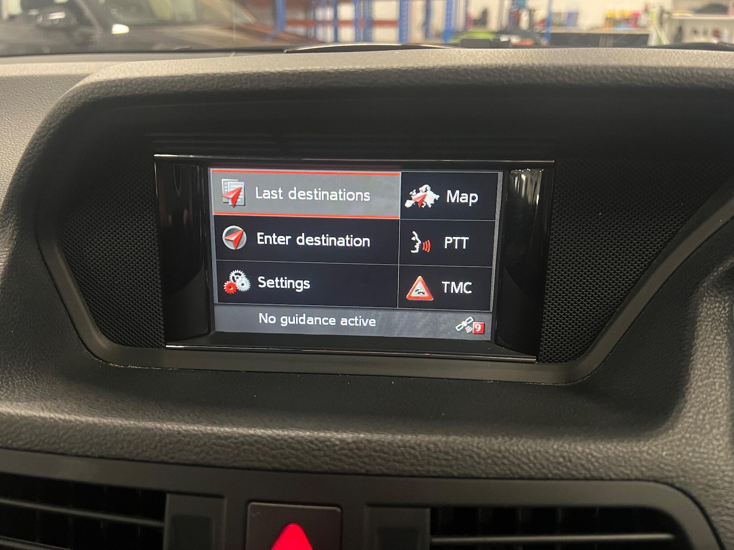 Used Mercedes-Benz E Class 2012 for sale - 77143024: Photo 27