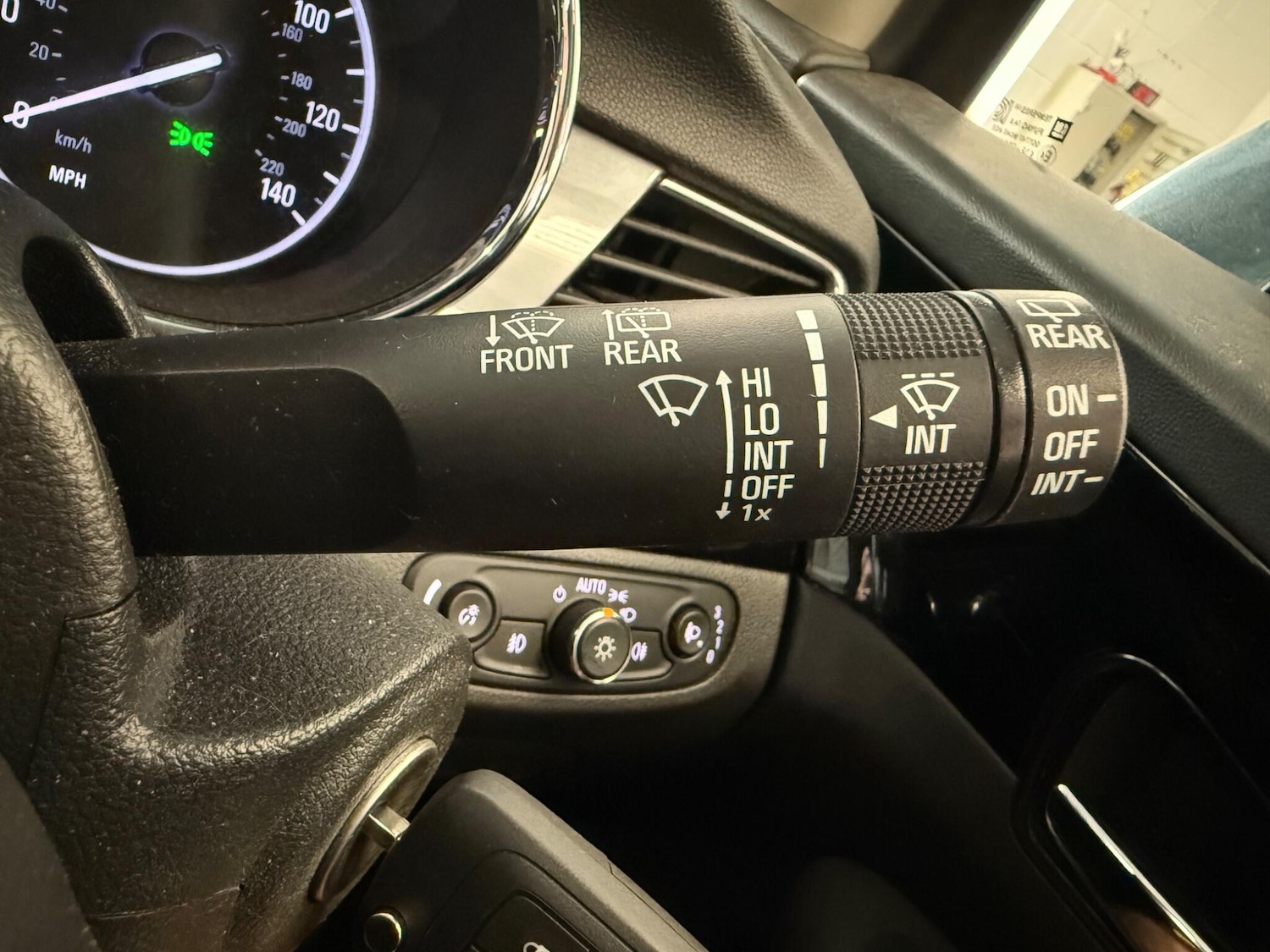 Used Vauxhall Mokka X 2017 for sale - 76247231: Photo 12