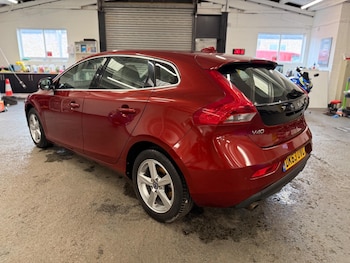 Used Volvo V40 2013 for sale - 78047738: Photo