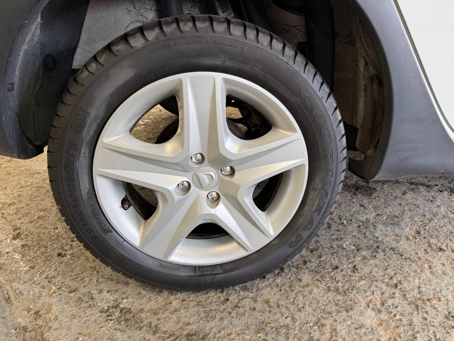 Used Dacia Sandero Stepway 2013 for sale - 77969730: Photo 21