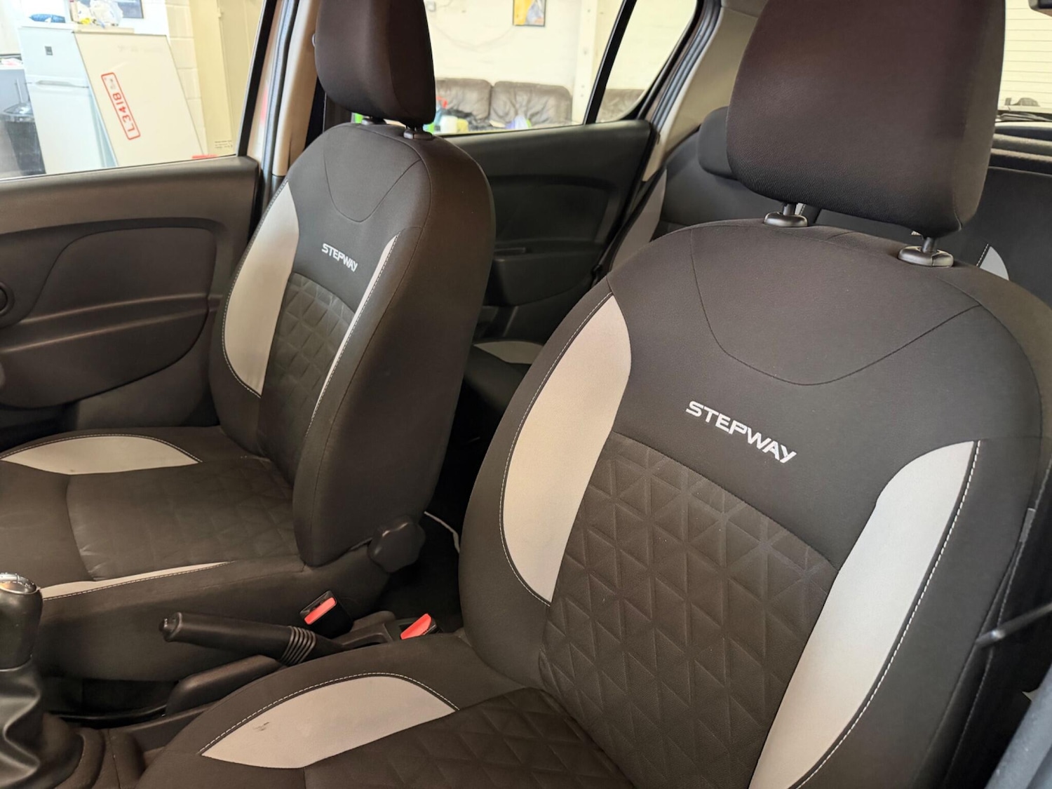 Used Dacia Sandero Stepway 2013 for sale - 77969730: Photo 29