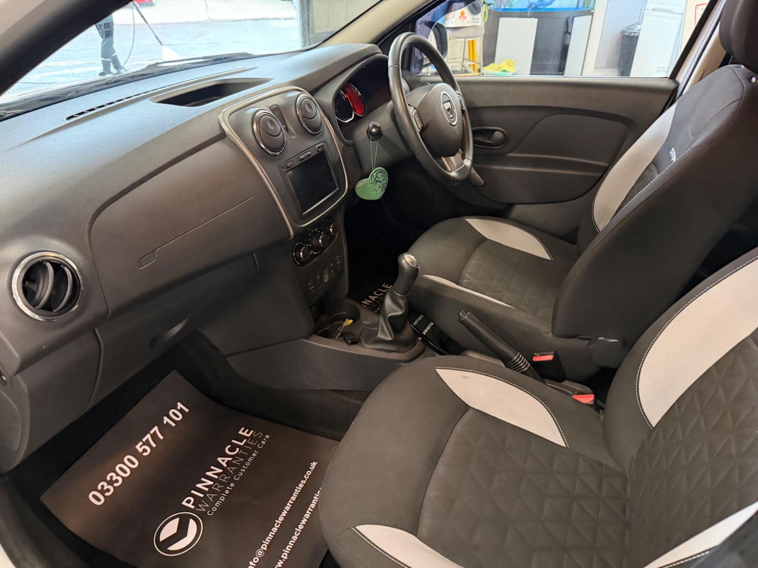 Used Dacia Sandero Stepway 2013 for sale - 77969730: Photo 30