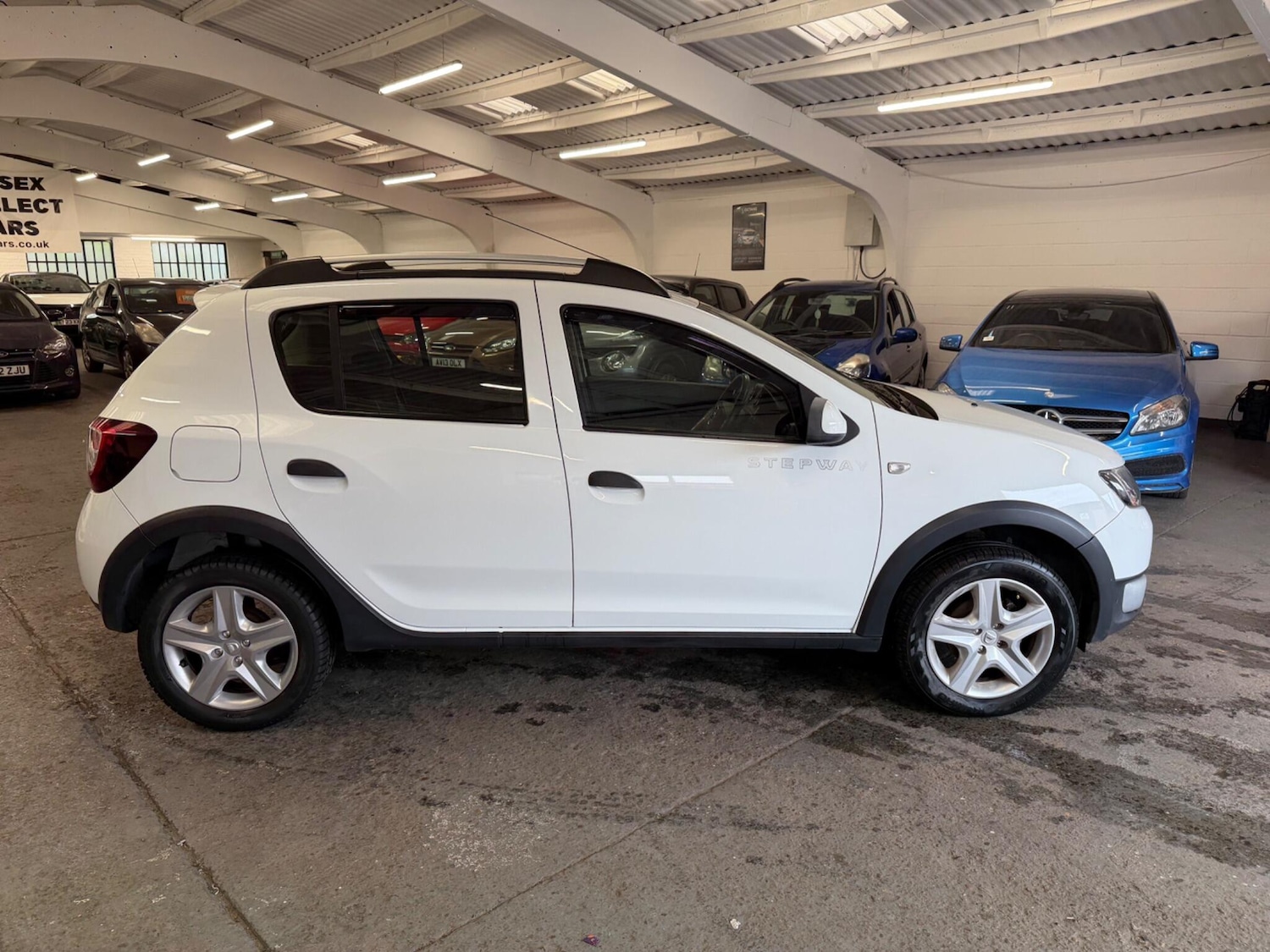 Used Dacia Sandero Stepway 2013 for sale - 77969730: Photo 7