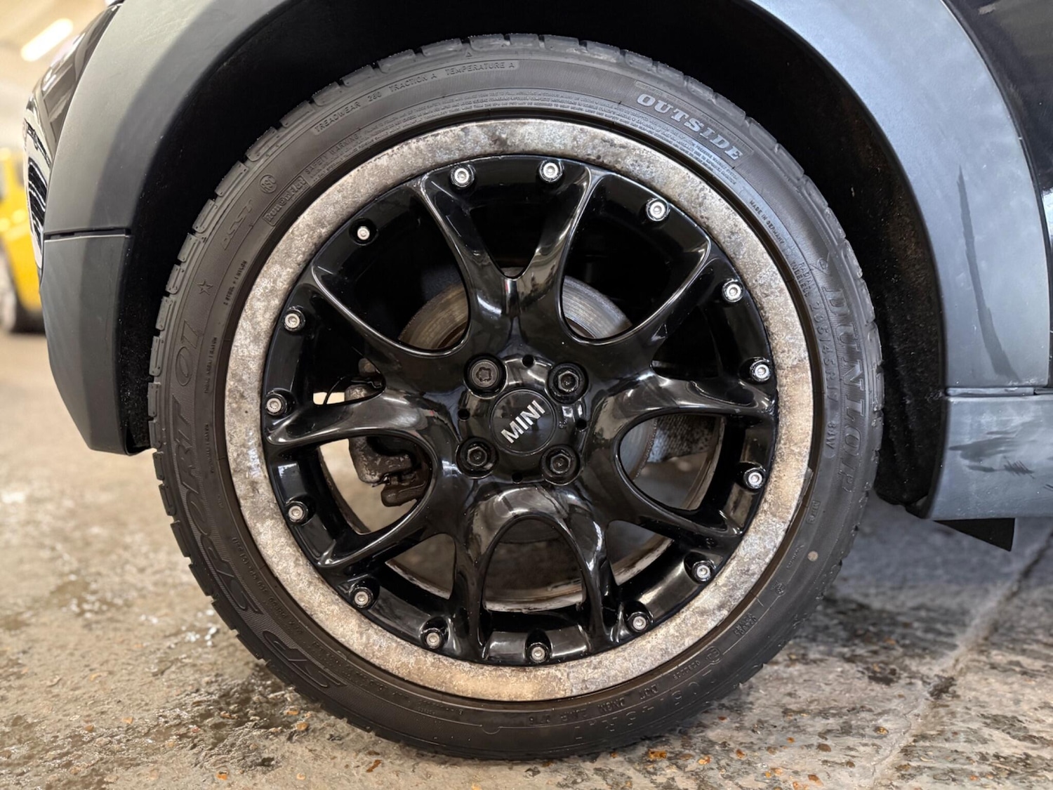 Used MINI Convertible 2011 for sale - 77550371: Photo 22