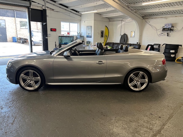 Used Audi A5 Cabriolet 2011 for sale - 75670436: Photo 10