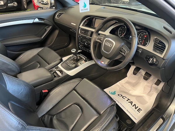 Used Audi A5 Cabriolet 2011 for sale - 75670436: Photo 20