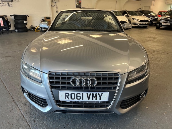 Used Audi A5 Cabriolet 2011 for sale - 75670436: Photo 2