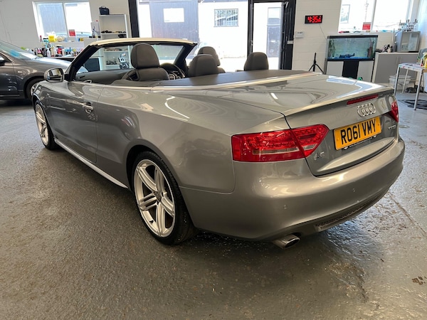 Used Audi A5 Cabriolet 2011 for sale - 75670436: Photo 4