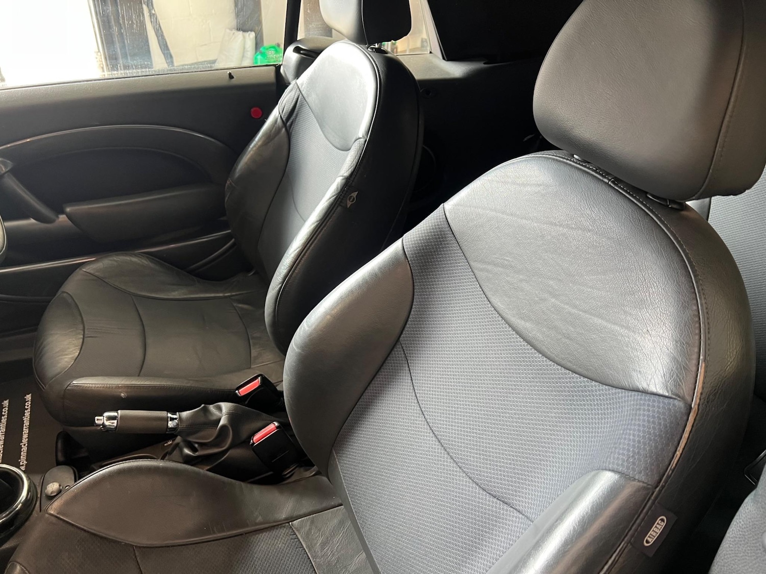 Used MINI Convertible 2008 for sale - 76991104: Photo 27