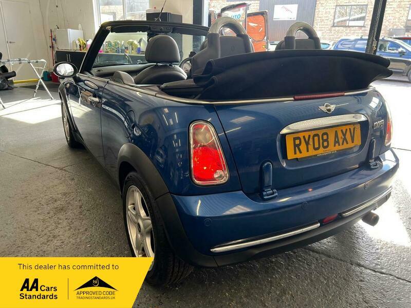 Used MINI Convertible 2008 for sale - 76991104: Photo 4
