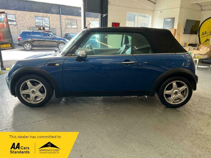 Used MINI Convertible 2008 for sale - 76991104: Photo 9