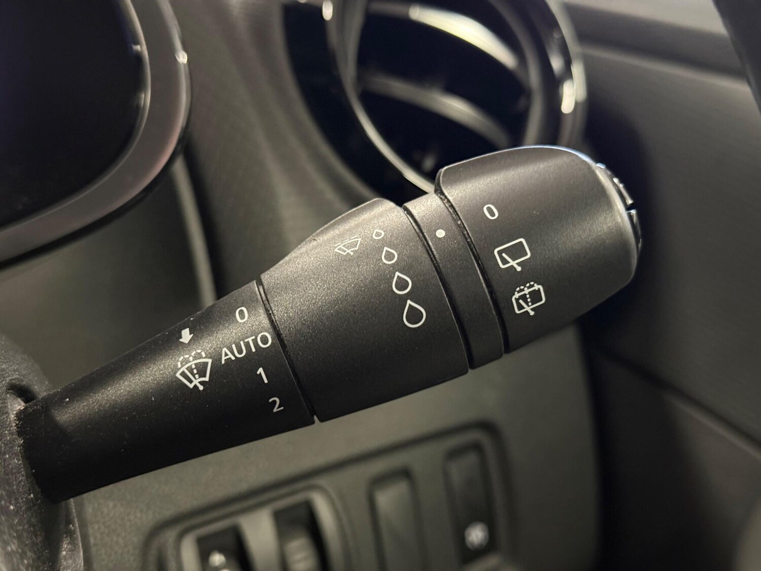 Used Renault Clio 2016 for sale - 77549381: Photo 16