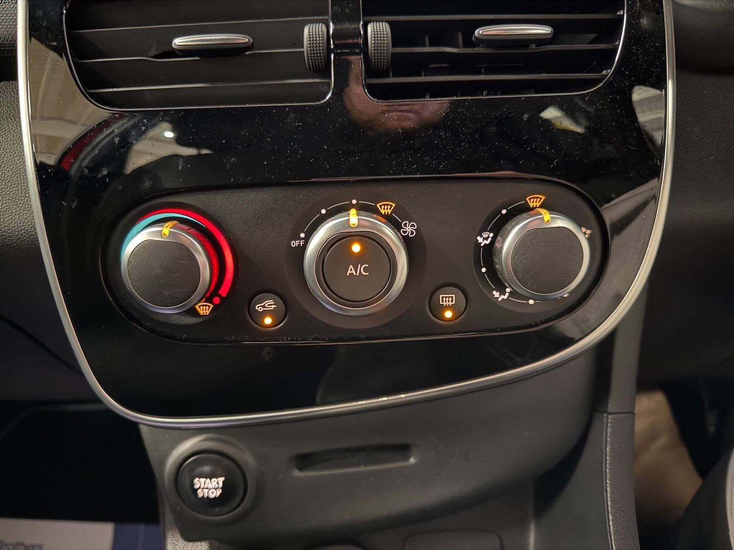 Used Renault Clio 2016 for sale - 77549381: Photo 17