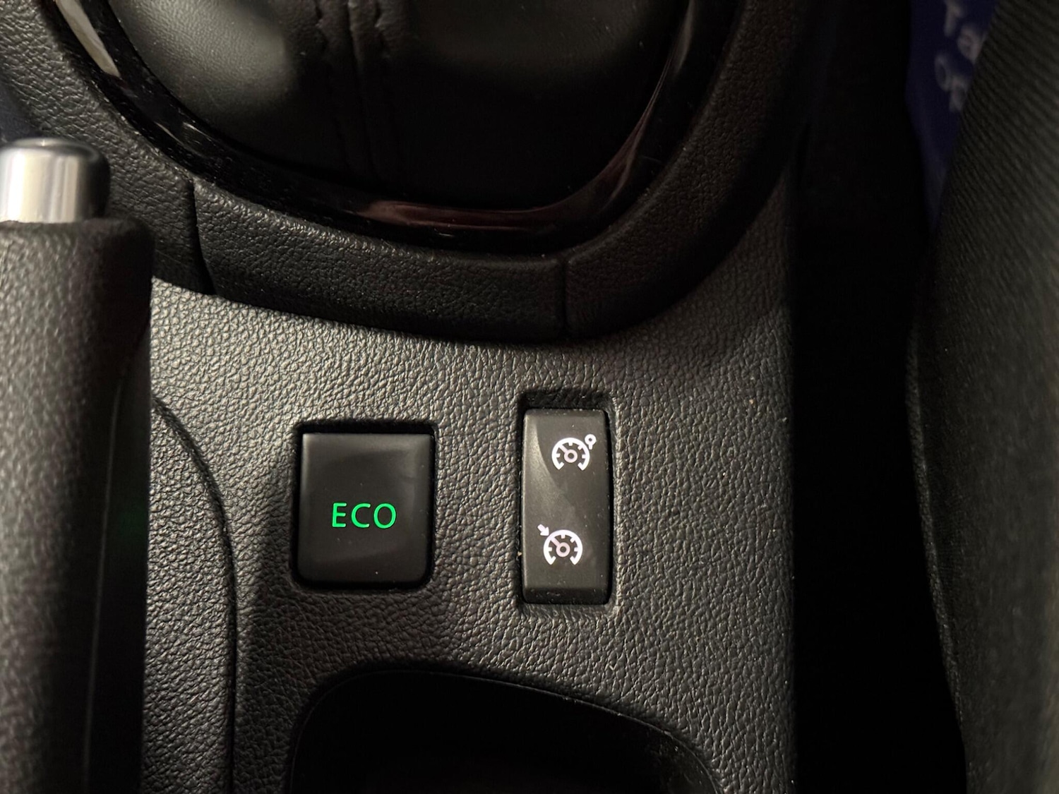 Used Renault Clio 2016 for sale - 77549381: Photo 19