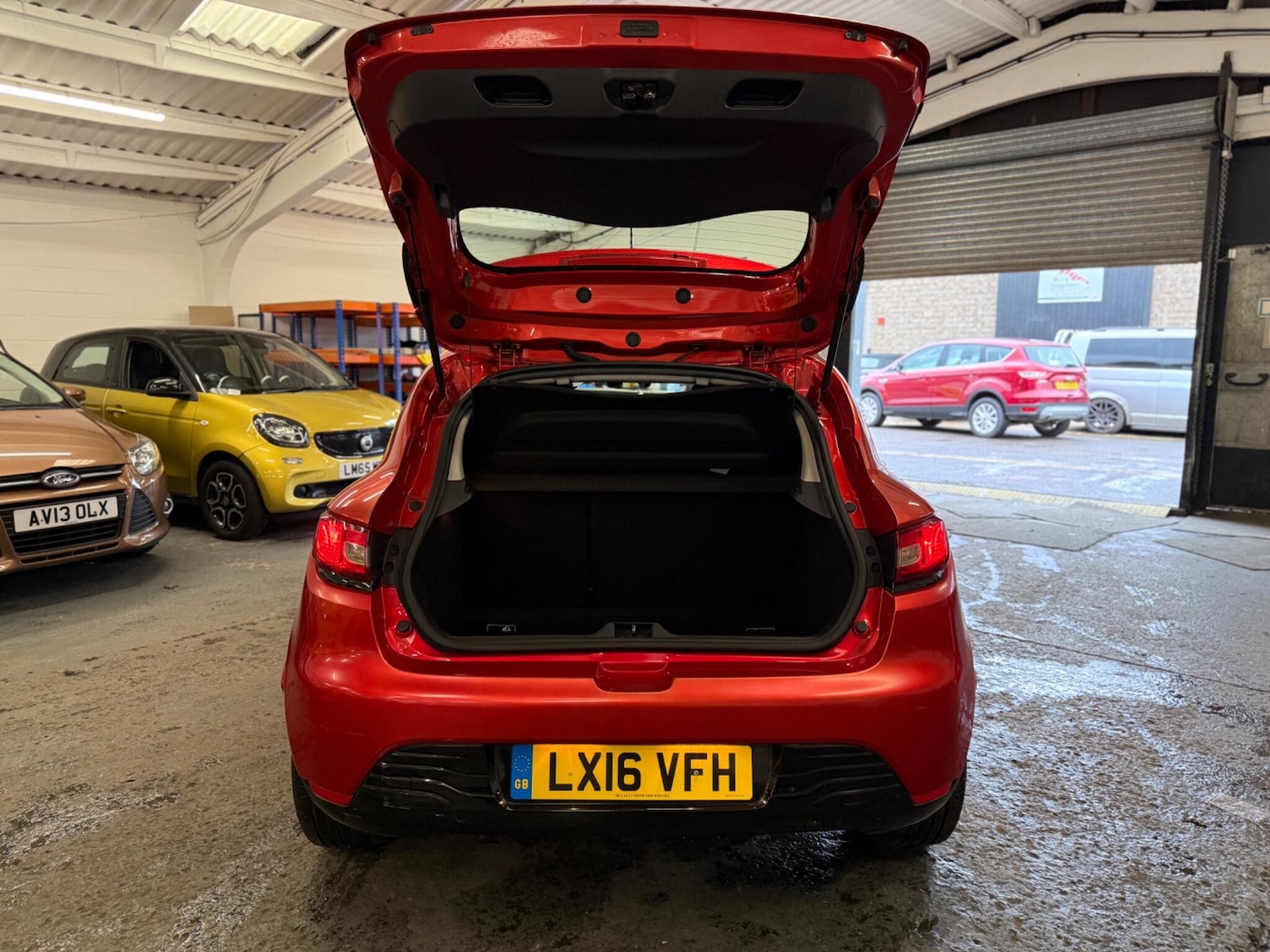 Used Renault Clio 2016 for sale - 77549381: Photo 26