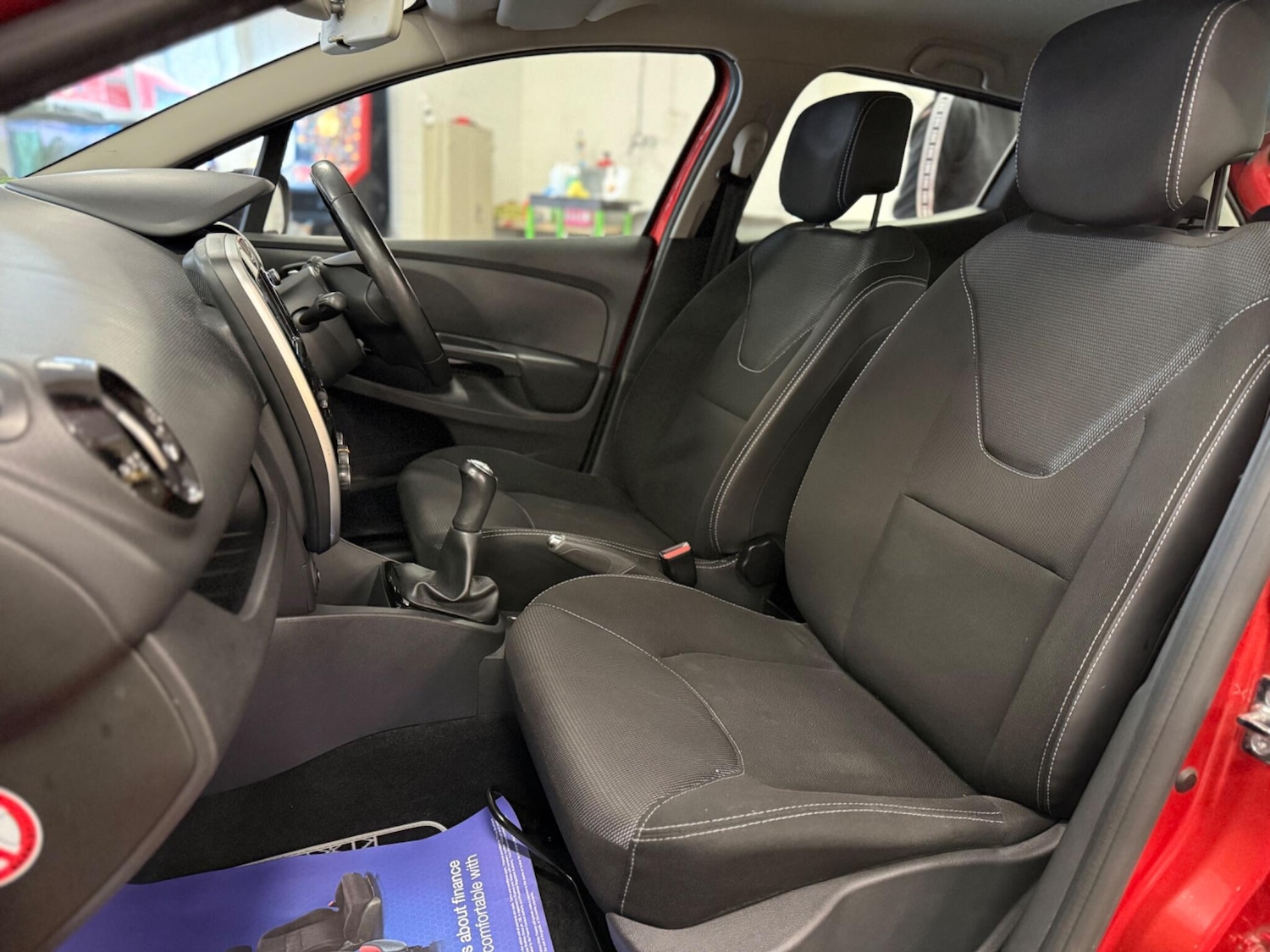 Used Renault Clio 2016 for sale - 77549381: Photo 28