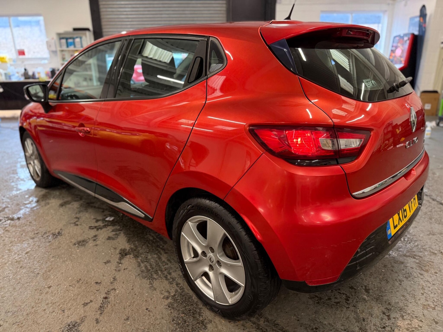 Used Renault Clio 2016 for sale - 77549381: Photo 4