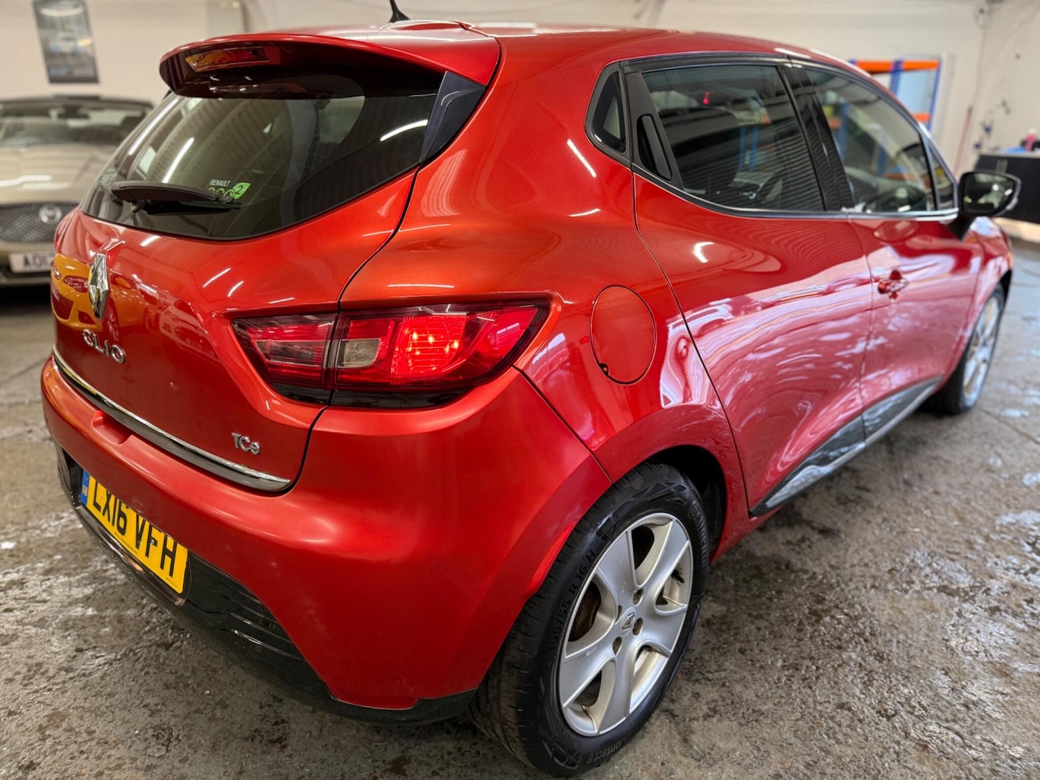 Used Renault Clio 2016 for sale - 77549381: Photo 8