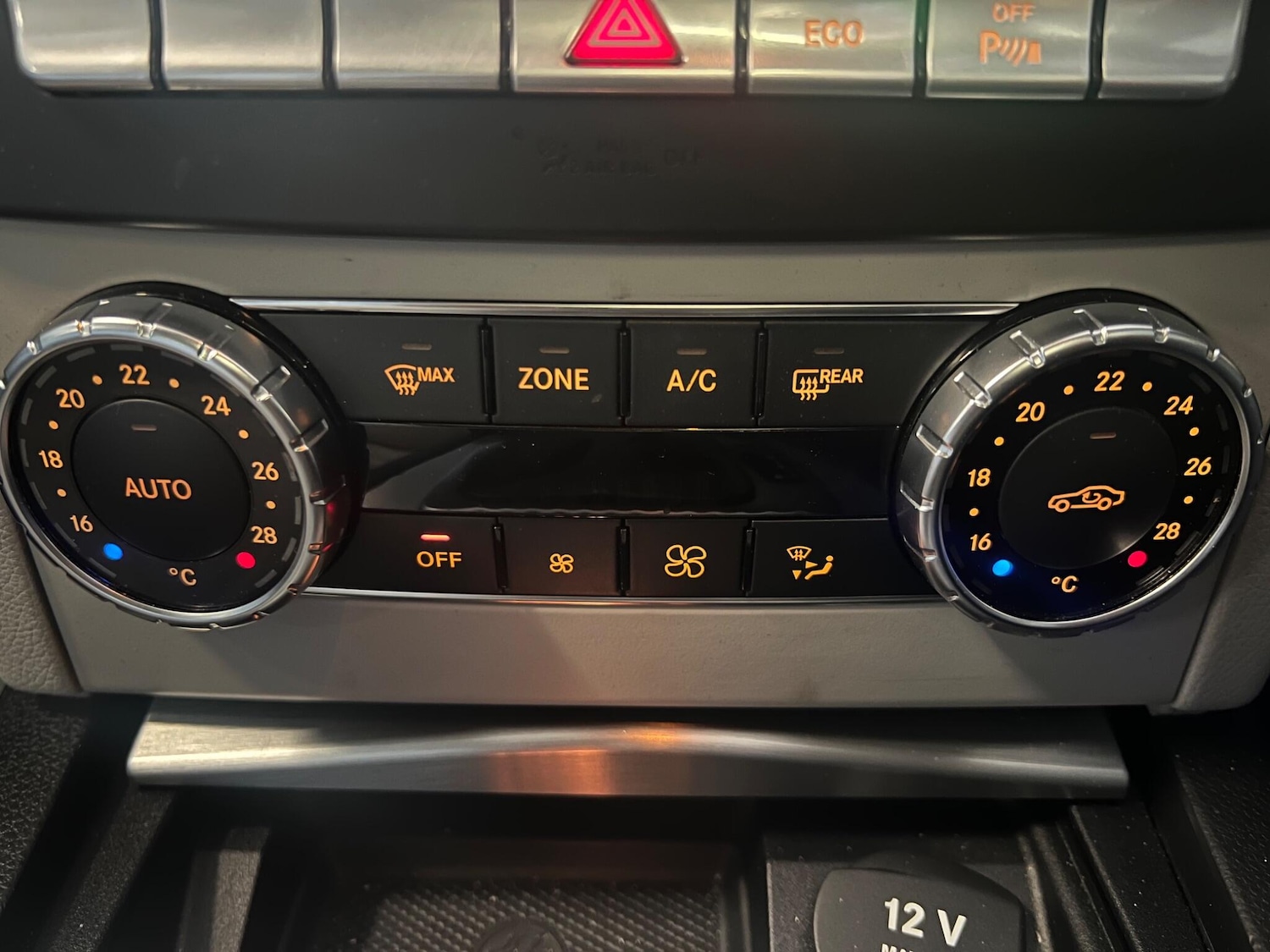 Used Mercedes-Benz C Class 2012 for sale - 76371224: Photo 36