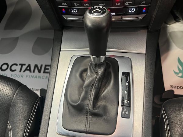 Used Mercedes-Benz E-Class 2013 for sale - 75449457: Photo 18