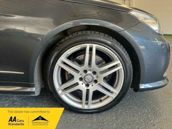 Used Mercedes-Benz E-Class 2013 for sale - 75449457: Photo 35