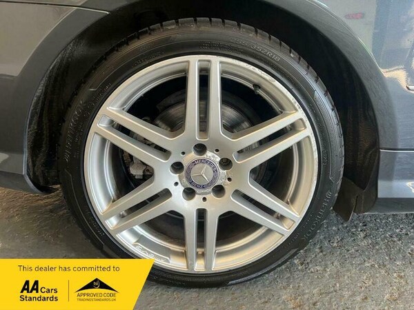 Used Mercedes-Benz E-Class 2013 for sale - 75449457: Photo 38