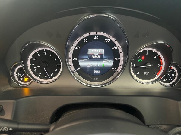 Used Mercedes-Benz E-Class 2013 for sale - 75449457: Photo 42